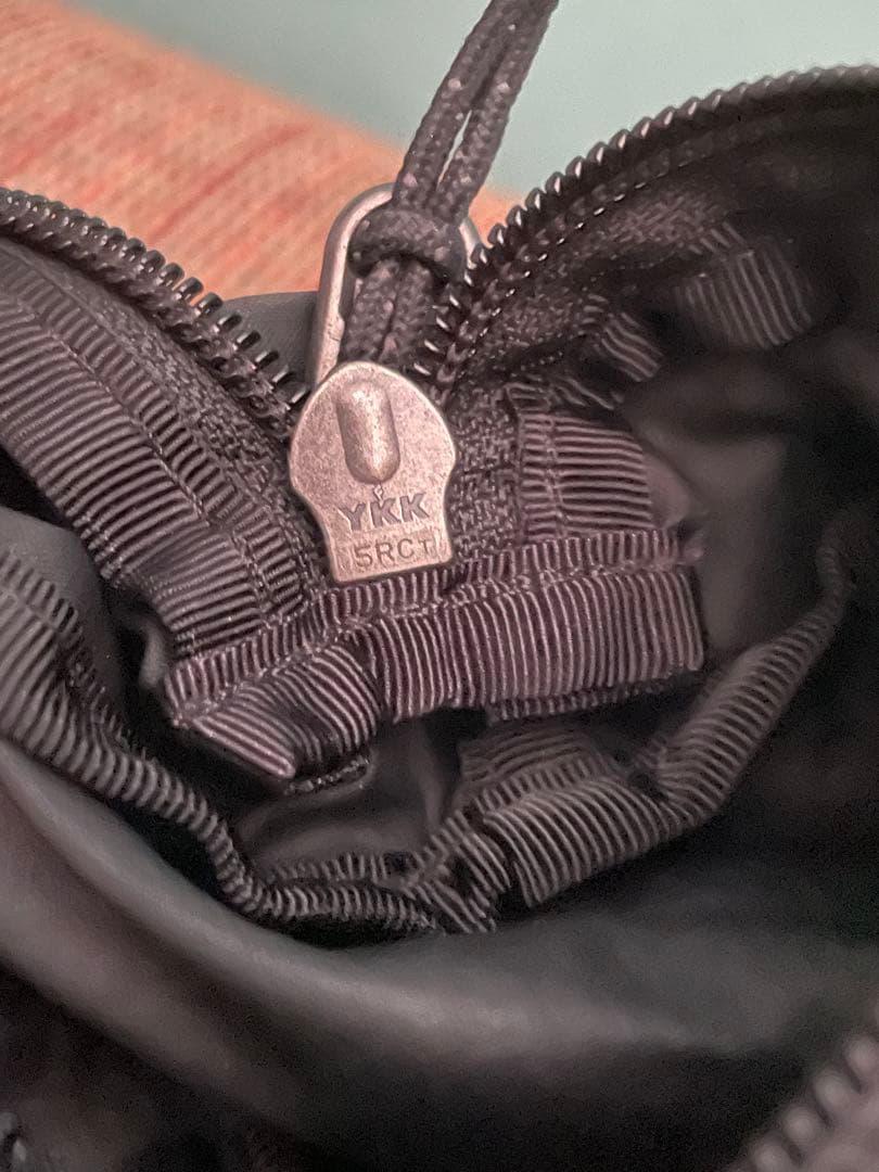 patagonia ウルトラライト ブラック ホール トート パック 27L