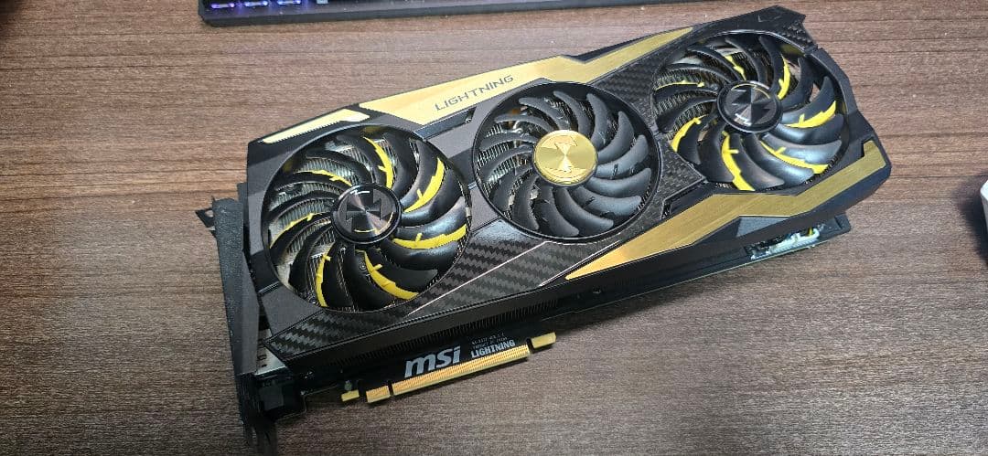グラフィックボード・グラボ・ビデオカード MSI RTX2080TI LIGHTNING 11GB