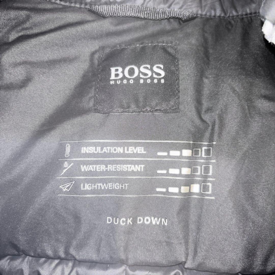 HUGO BOSS ダウンベスト 黒/赤美品