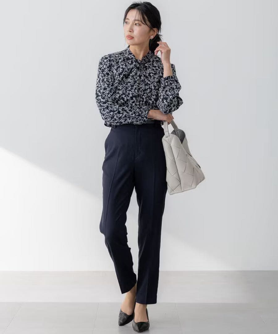 2025SS 完売品　23区　【洗える】シャドーリーフ プリント ブラウス