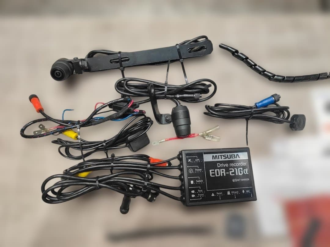 バイク用ドラレコ　ミツバ　EDR-21Gα　中古　カメラステー付き