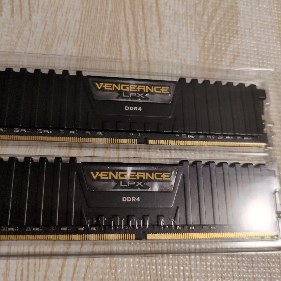 CORSAIR製 VENGEANCE LPX DDR4メモリ 64GB