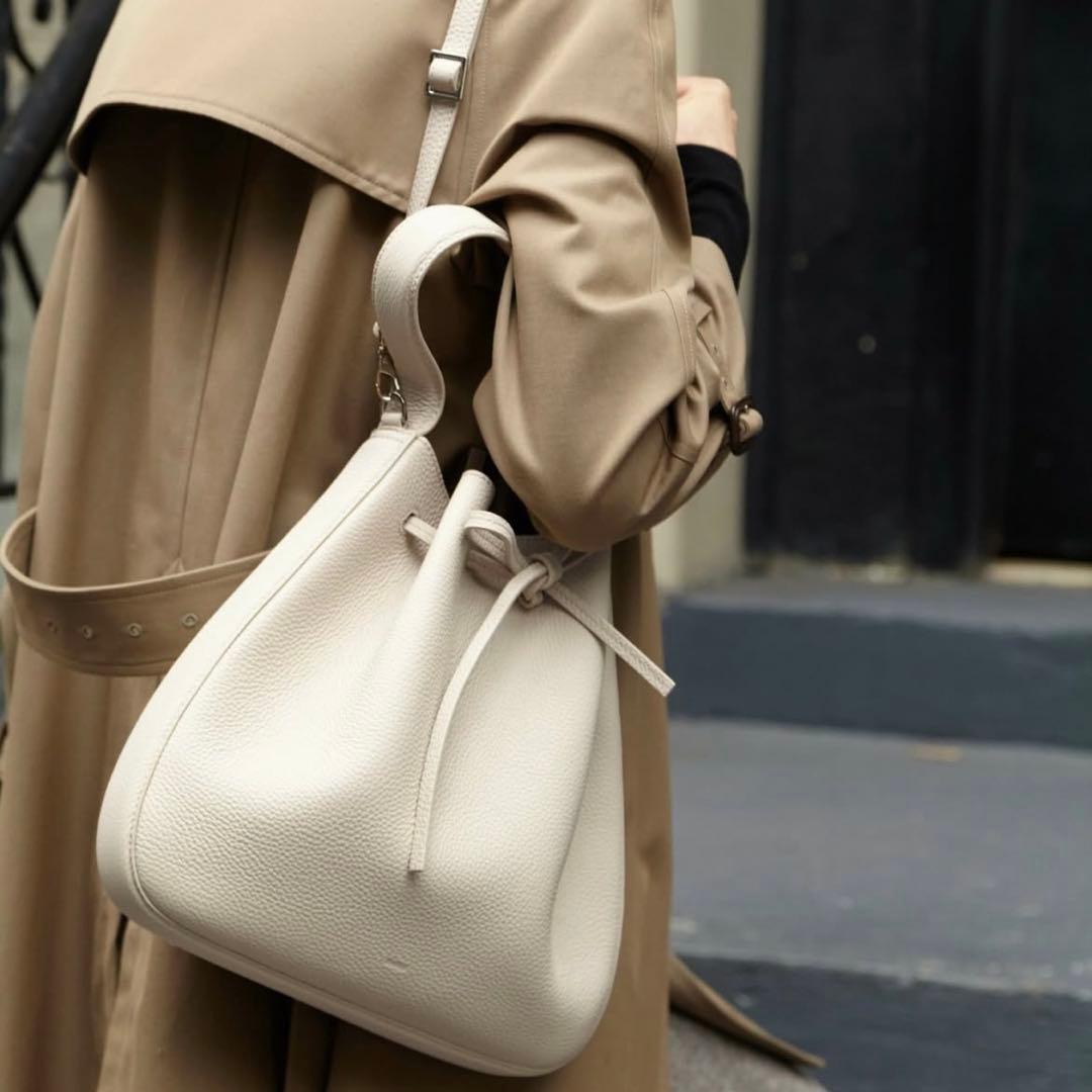 VASIC ヴァジック OUD MINI レザー ショルダーバッグ