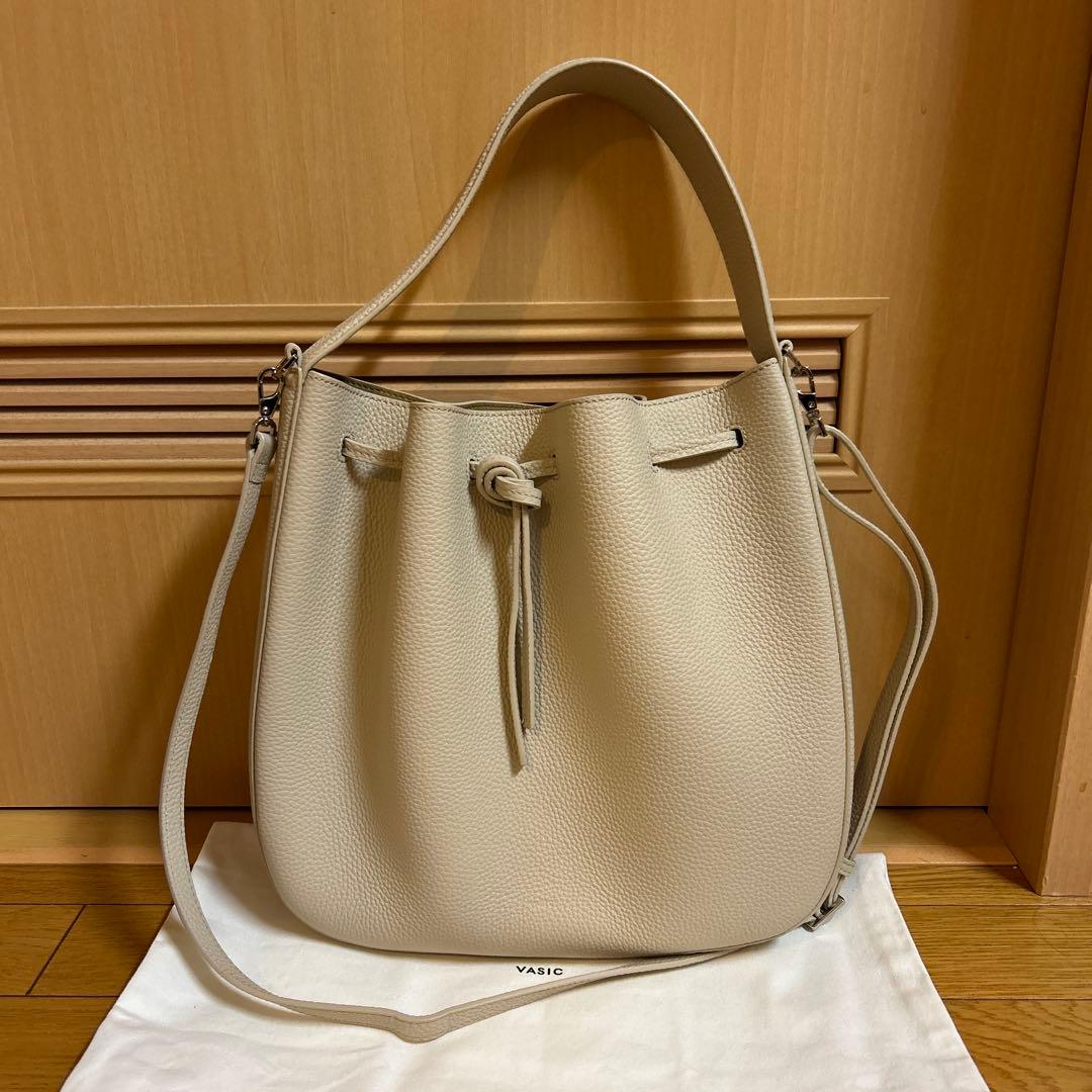 VASIC ヴァジック OUD MINI レザー ショルダーバッグ