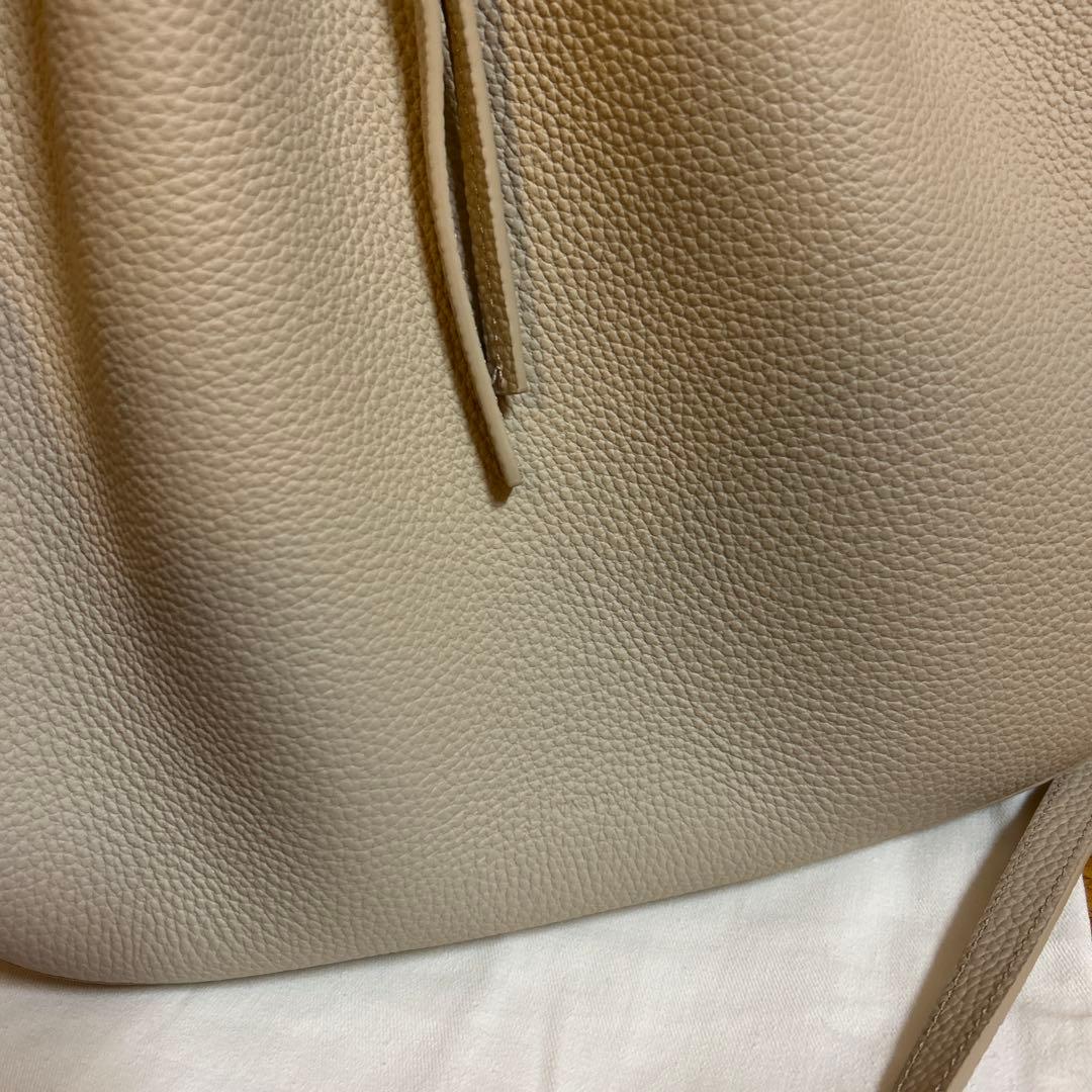 VASIC ヴァジック OUD MINI レザー ショルダーバッグ