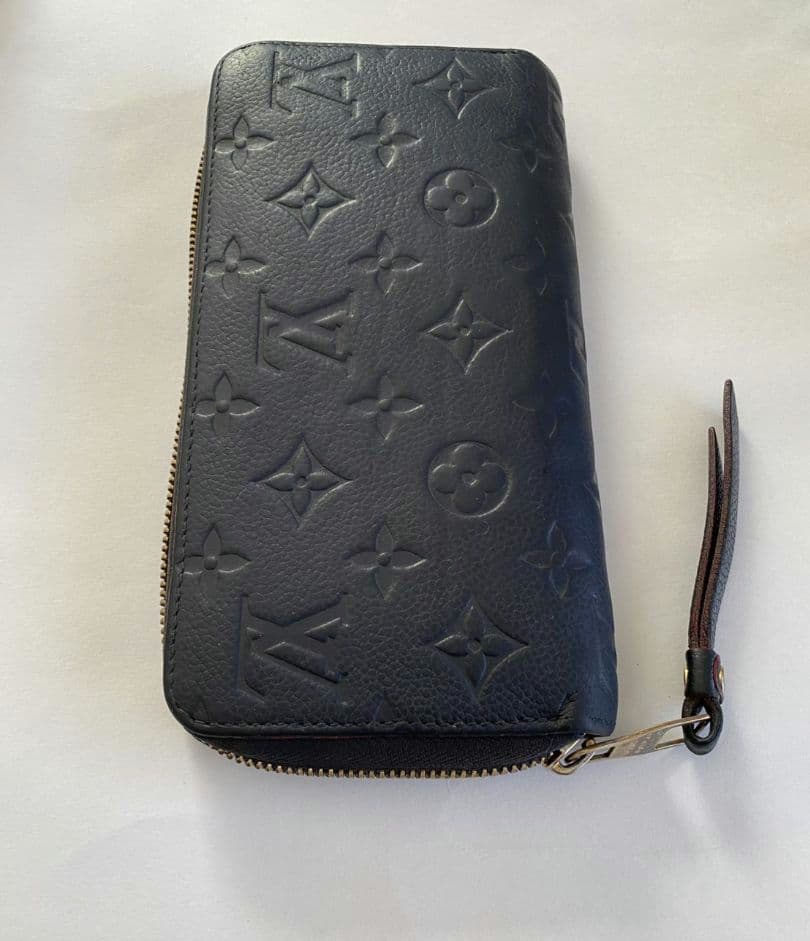 L*K様 LOUIS VUITTON 長財布