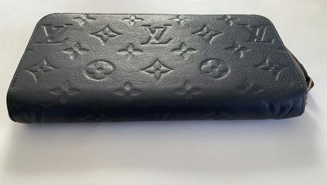 L*K様 LOUIS VUITTON 長財布