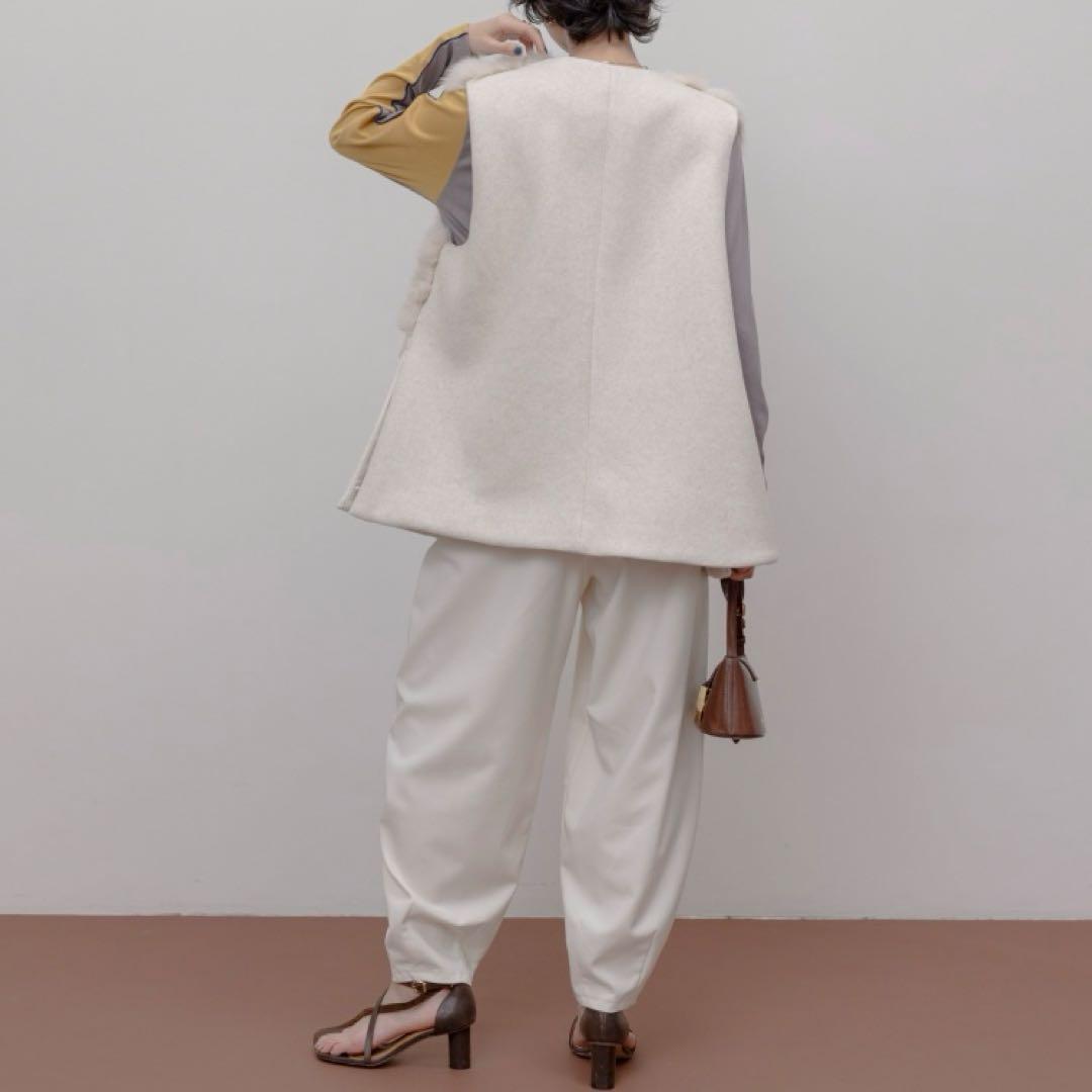 新品未使用　オンライン完売色　エイミーロウ　ファー＆メルトンボクシィジレ