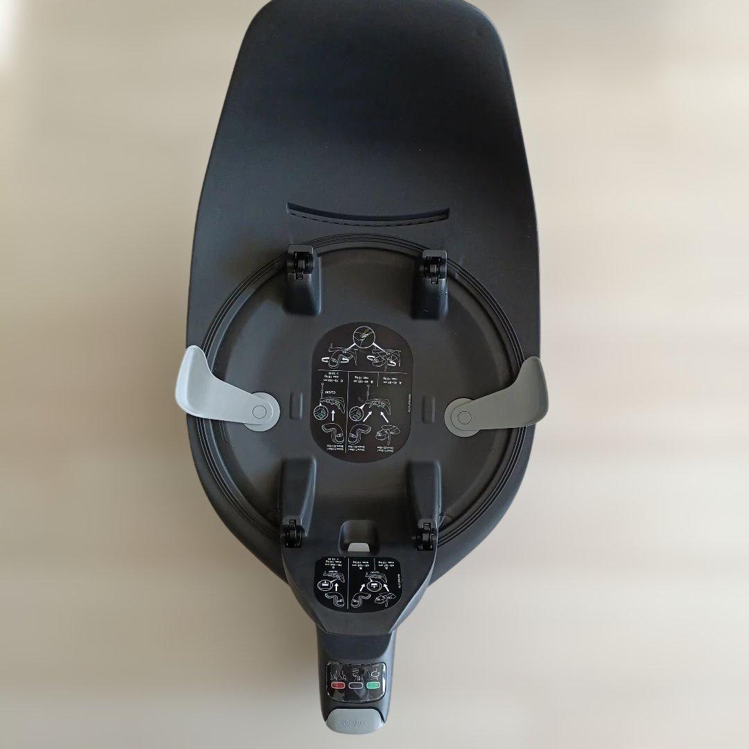 6日まで限定値下げ【Cybex 】クラウドT i-Size + ベースT　セット