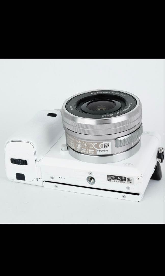 SONY α6000美品 ミラーレスカメラ - WHITE