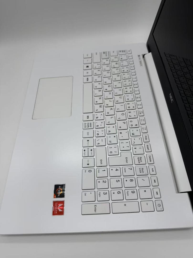 未使用品近い NEC Ryzen7　20G 新品SSD512 Office付きW