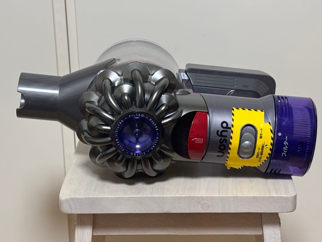 【美品】ダイソン SV10K マキタ18Vバッテリー仕様 ノズル3個付