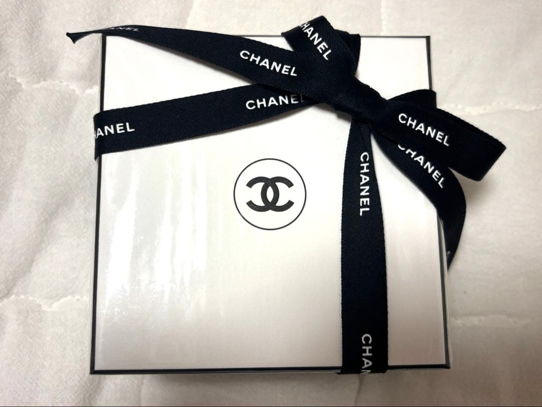 シャネル レ ゼクスクルジフ フレッシュ ボディ クリーム