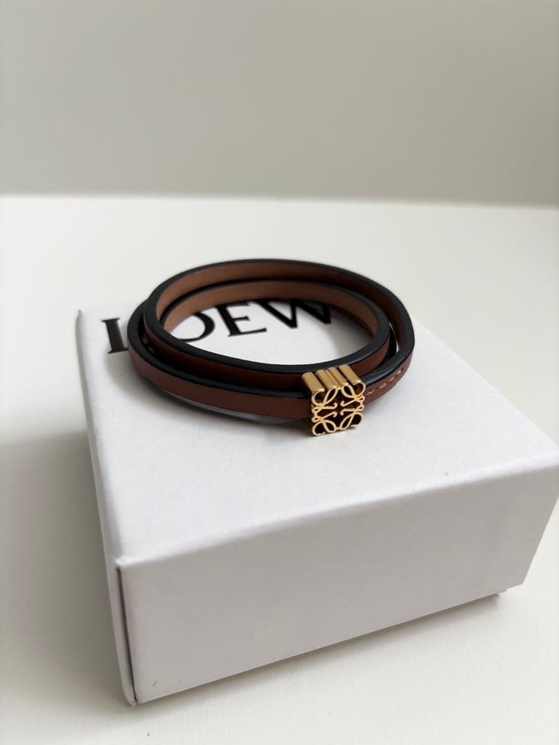 超美品★LOEWE ロエベ　ツイスト バングル（カーフ）タン　ブレスレット