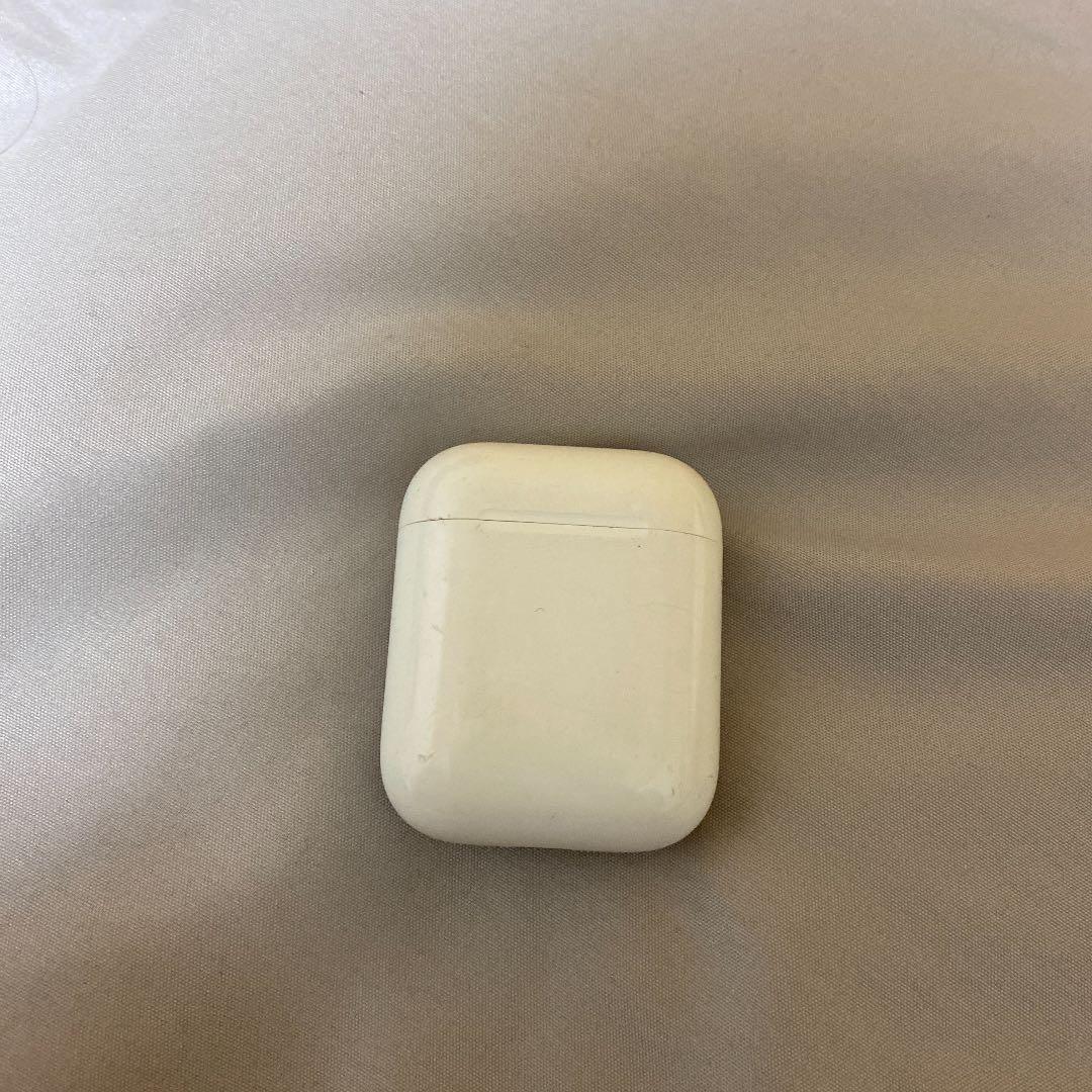 Apple AirPods 中古