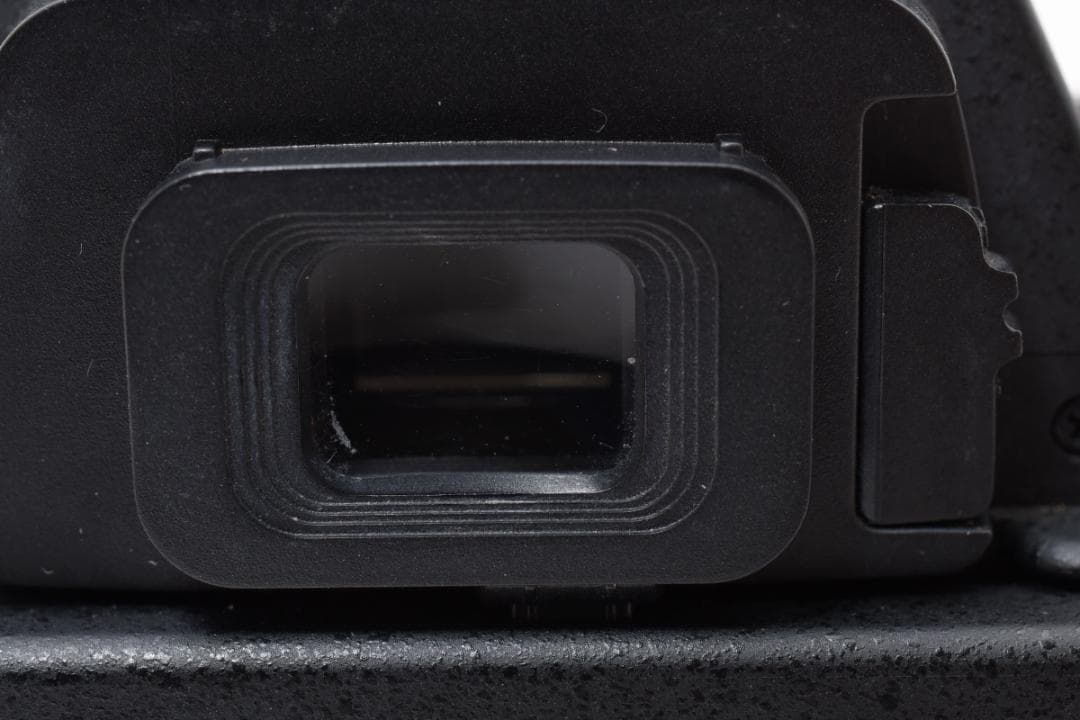 ★美品★Nikon ニコン D5000 ボディ #20907