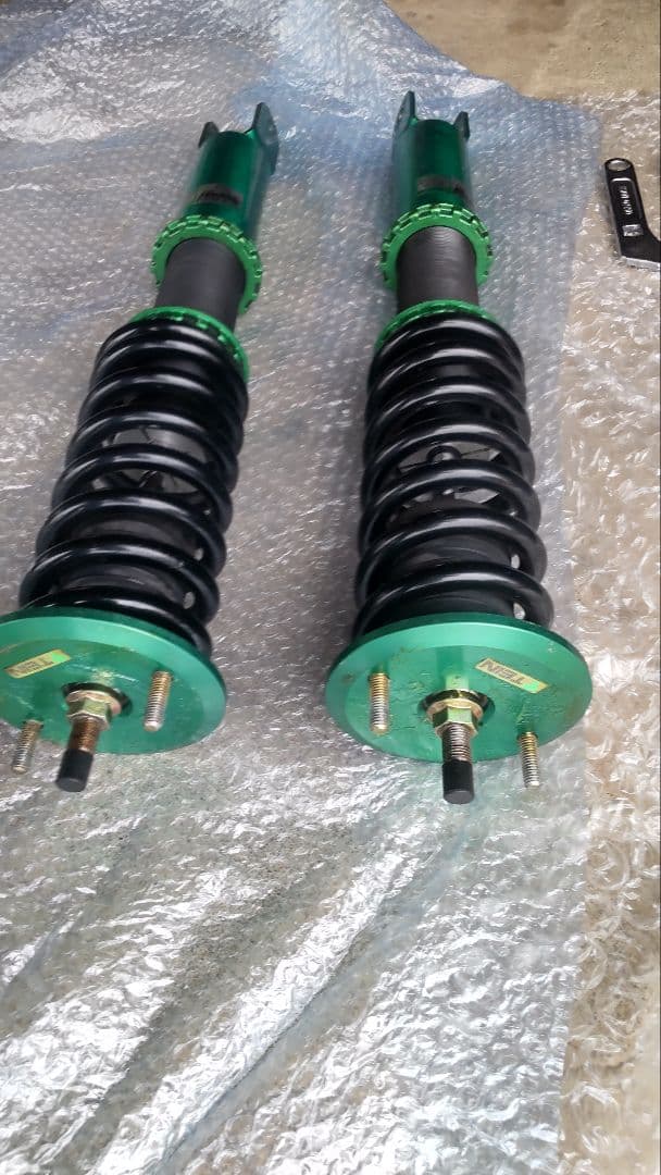 BNR32用テイン車高調 1本オイル漏れ有り