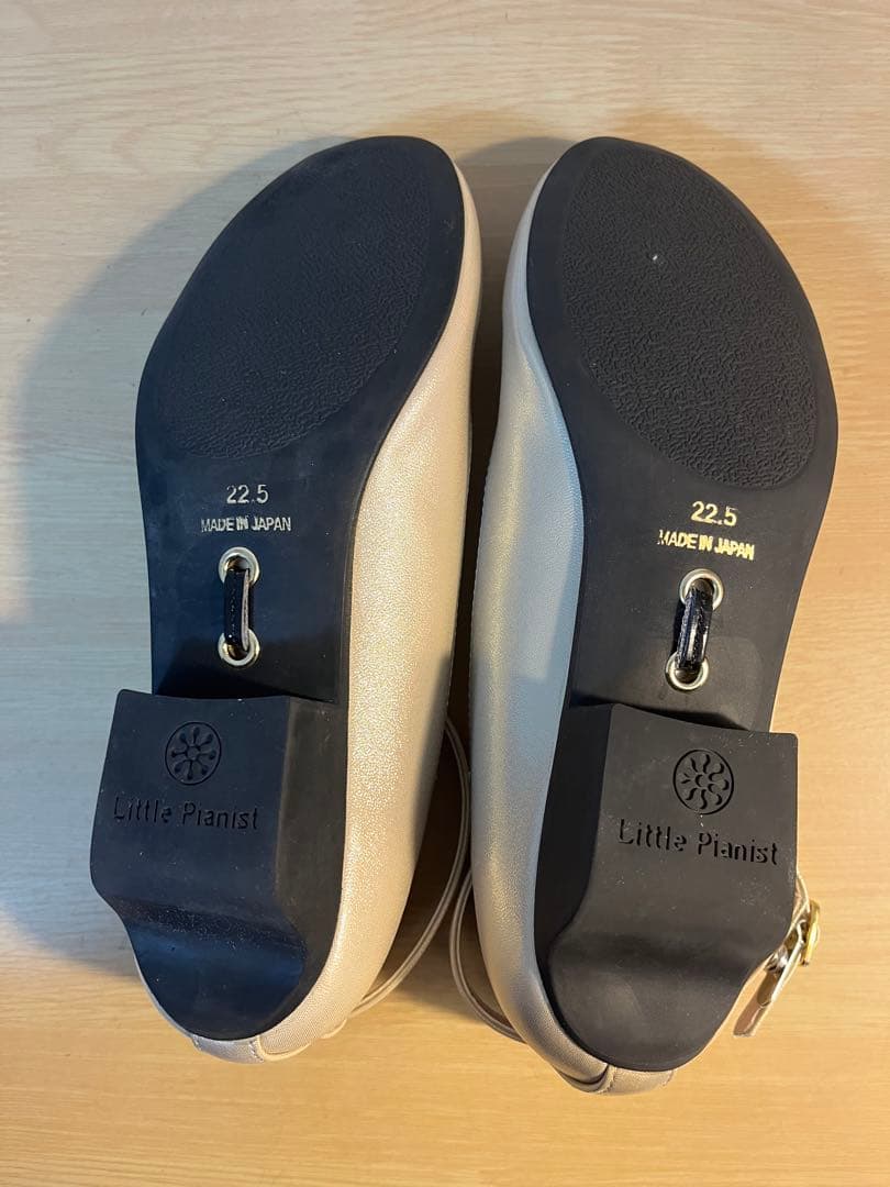 リトルピアニスト　22.5cm シャンパンゴールド