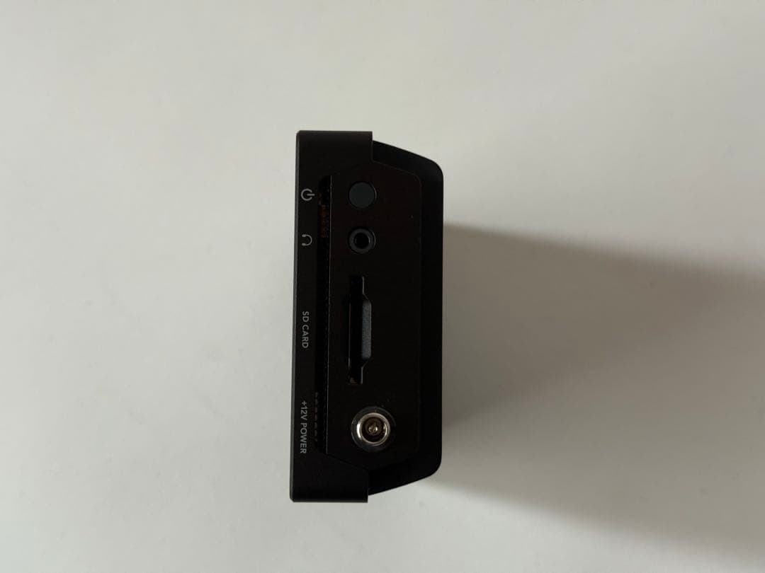 Blackmagic Video Assist 5\" 12G HDR 本体