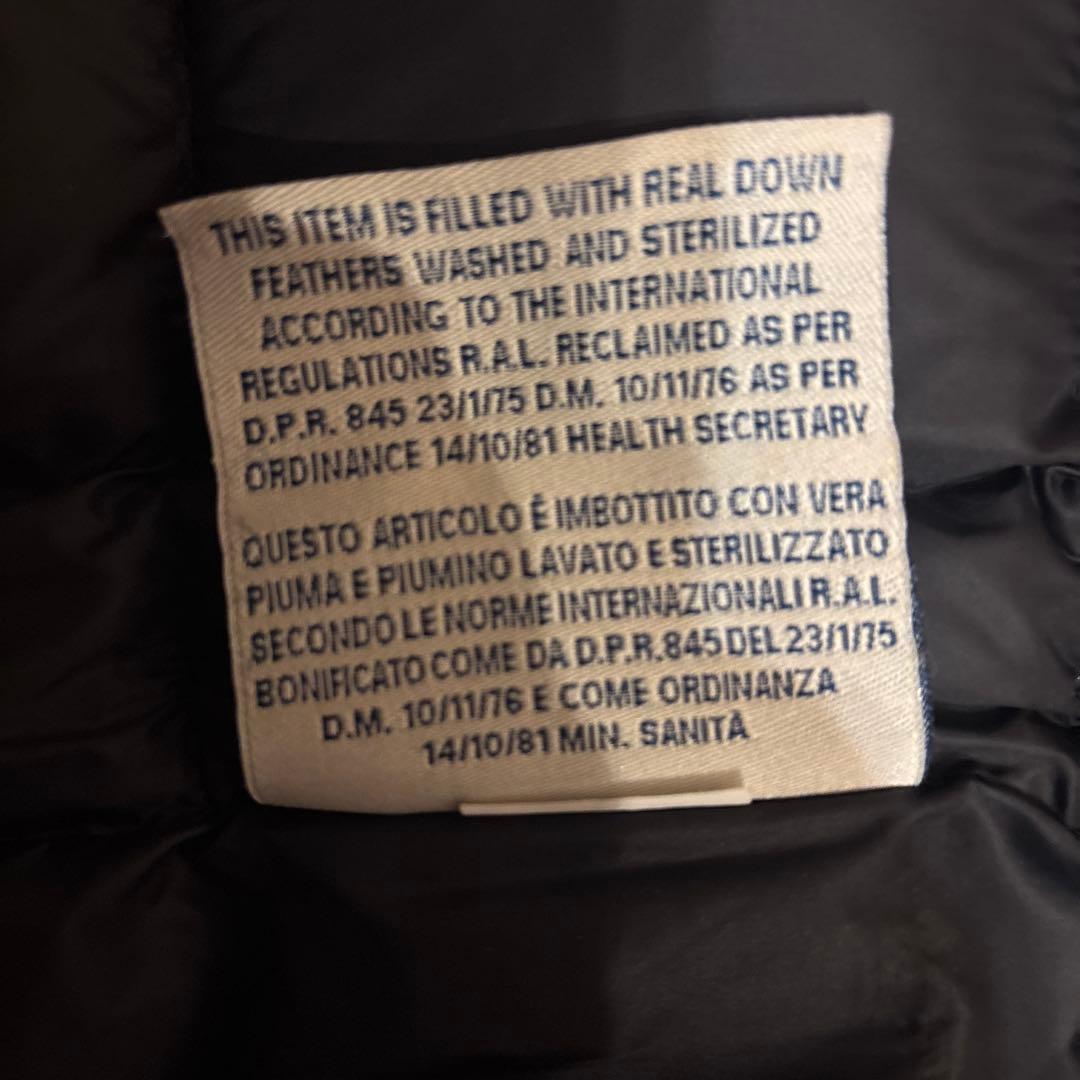 難あり年末値下げMONCLER ブラック ダウンベスト格安