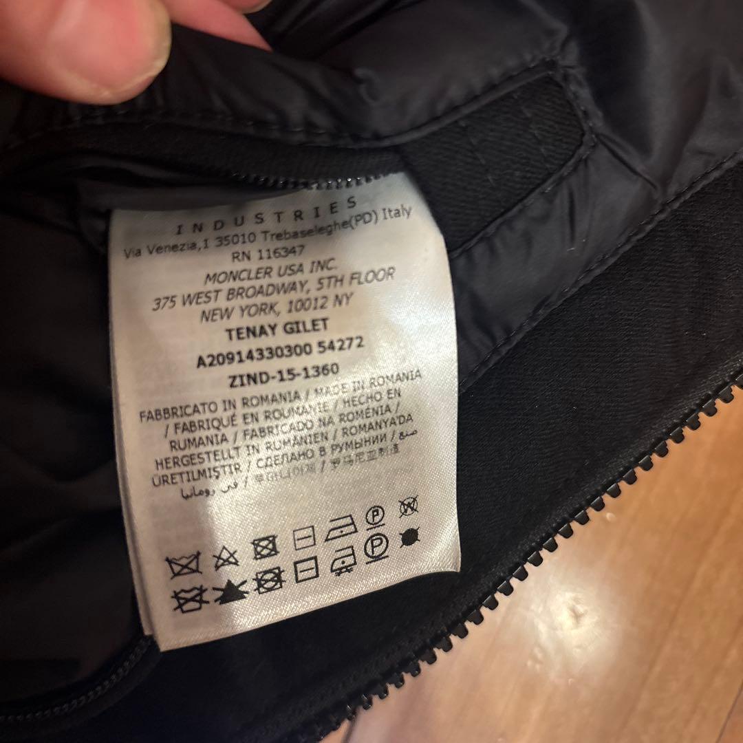 難あり年末値下げMONCLER ブラック ダウンベスト格安