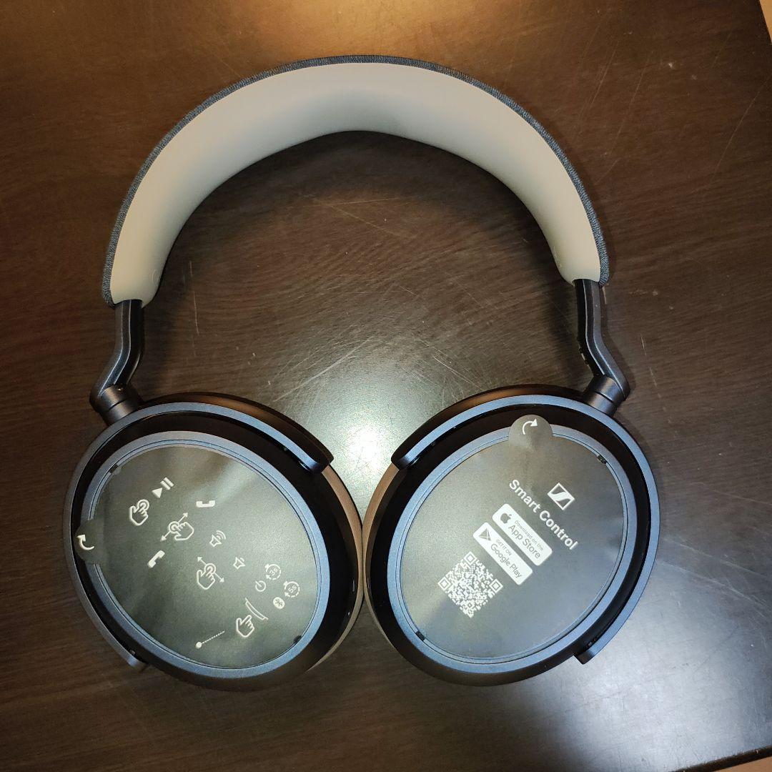 【ほぼ未使用】SENNHEISER MOMENTUM 4 Wireless