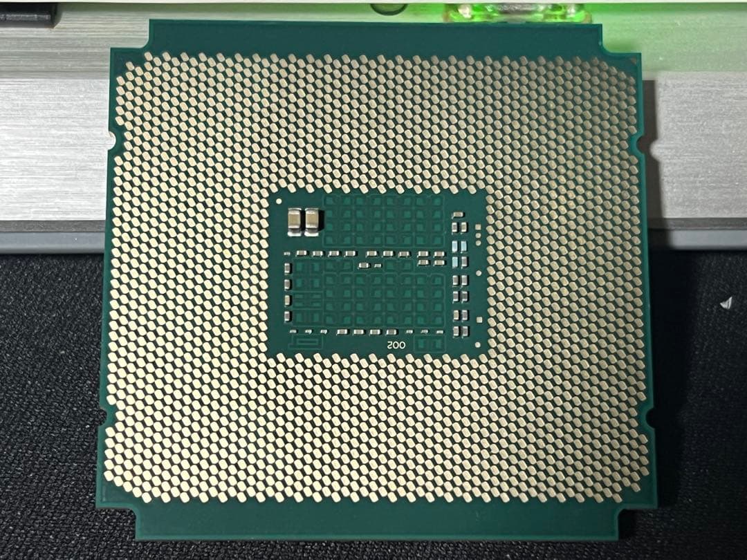 CPU Intel Xeon E5-2696 v3 2.30GHz CPU