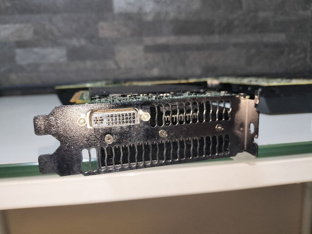 TESLA C2050 GPU グラボ おまとめ 8個