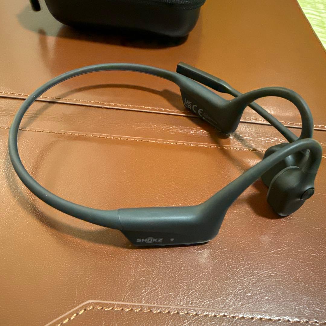 【専用ケース付外箱なし】Shokz OpenComm 　骨伝導