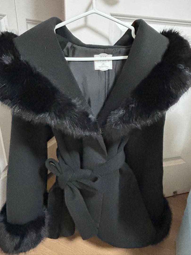 ダーリッチ　ウエストベルトプリンセスラインコート