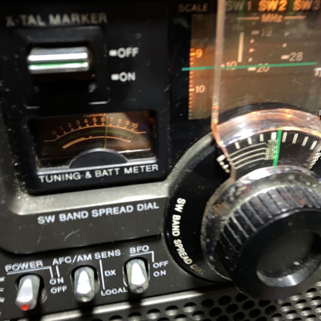 ソニーI CFー5900後期型作動品BCＬラジオ