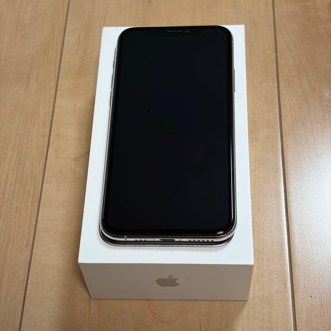 Apple iPhone XS シルバー 64GB 箱付き