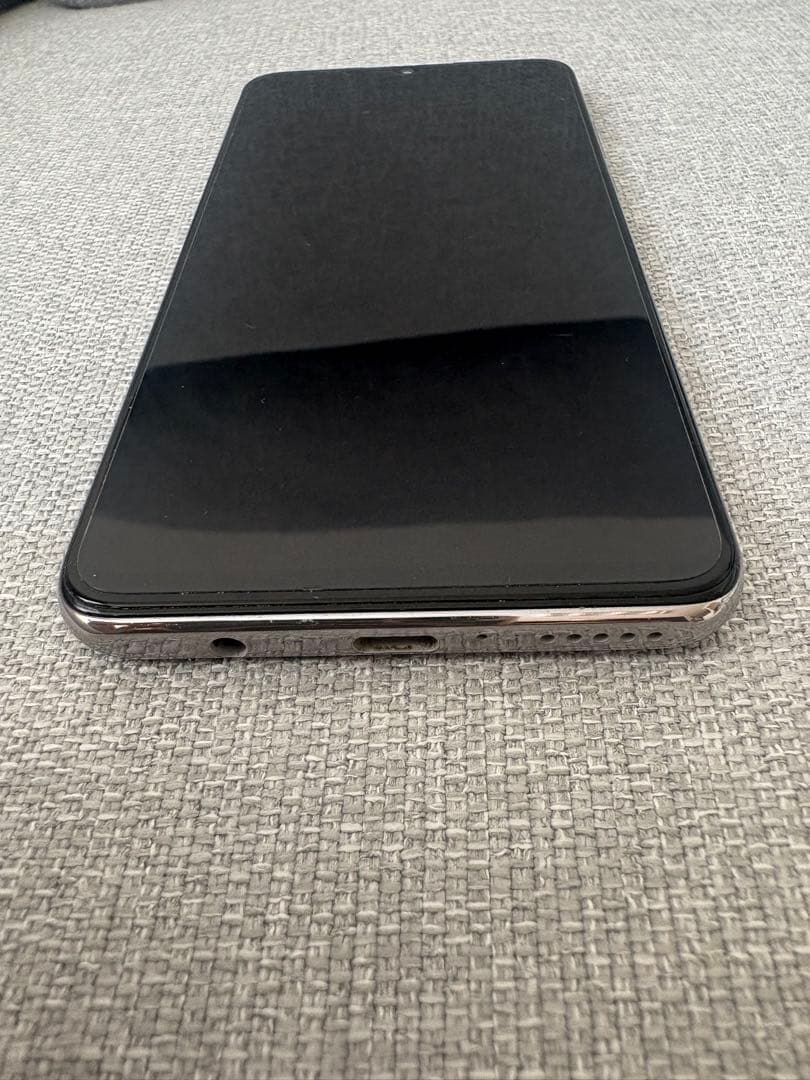 スマホ本体　HUAWEI P30 lite