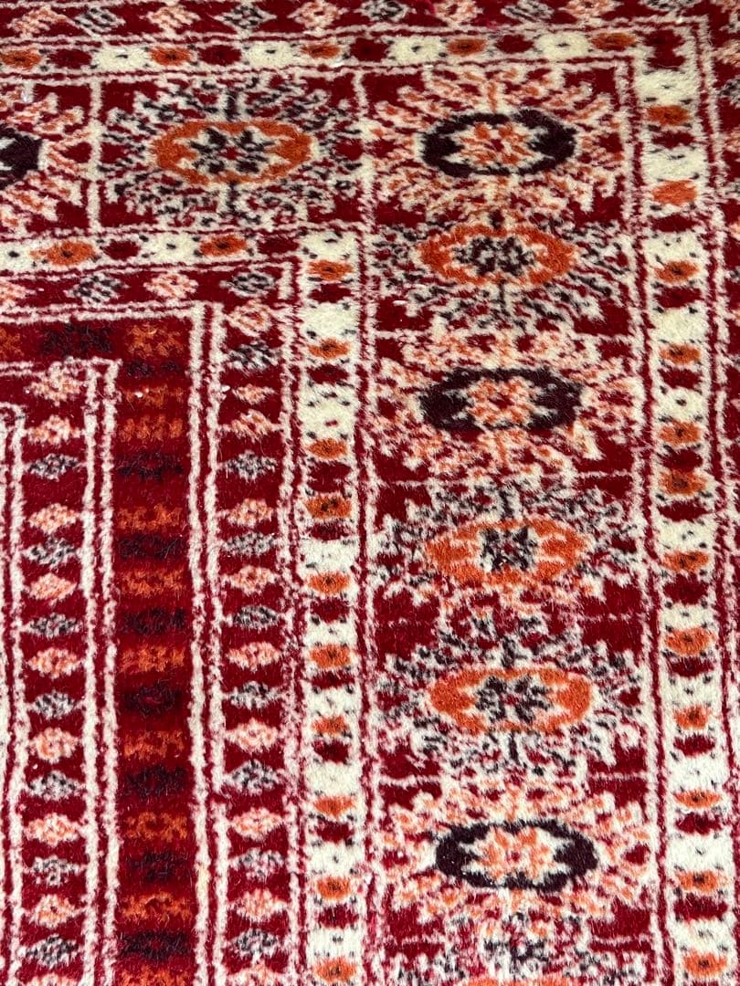 トライバルラグ 180×110cm　ペルシャ絨毯