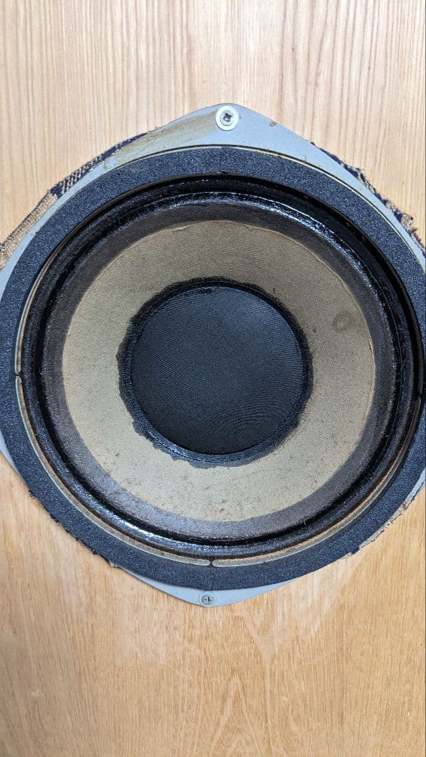 TANNOY MONITOR GOLD LSU/HFⅢ.LZ/8/U 2台