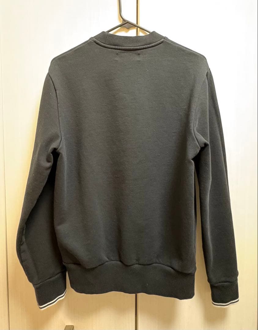 フレッドペリー　FREDPERRY ブラック 刺繍 クルーネック スウェット