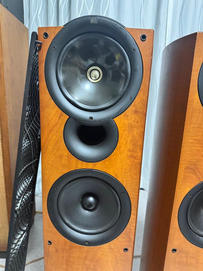 KEF AUDIO Q5 音出し確認済み