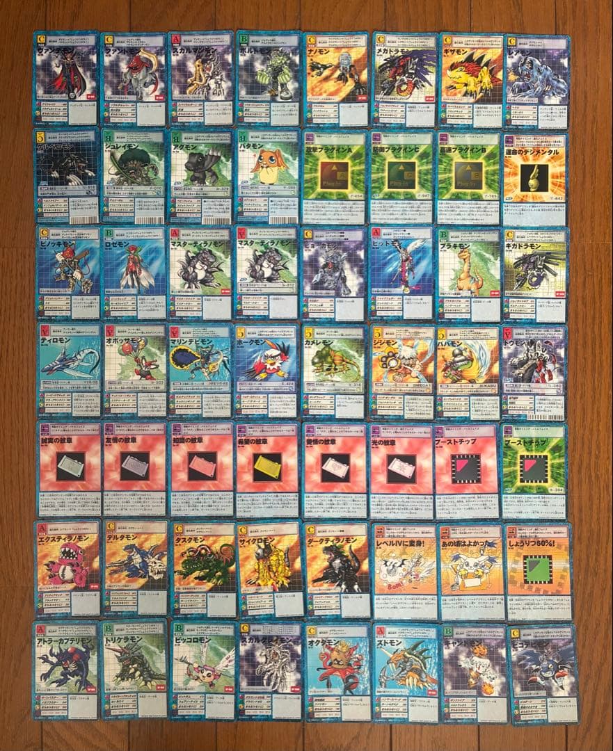 旧デジモンカード　約1000枚弱まとめ売り　カードバインダー　デッキケース付き