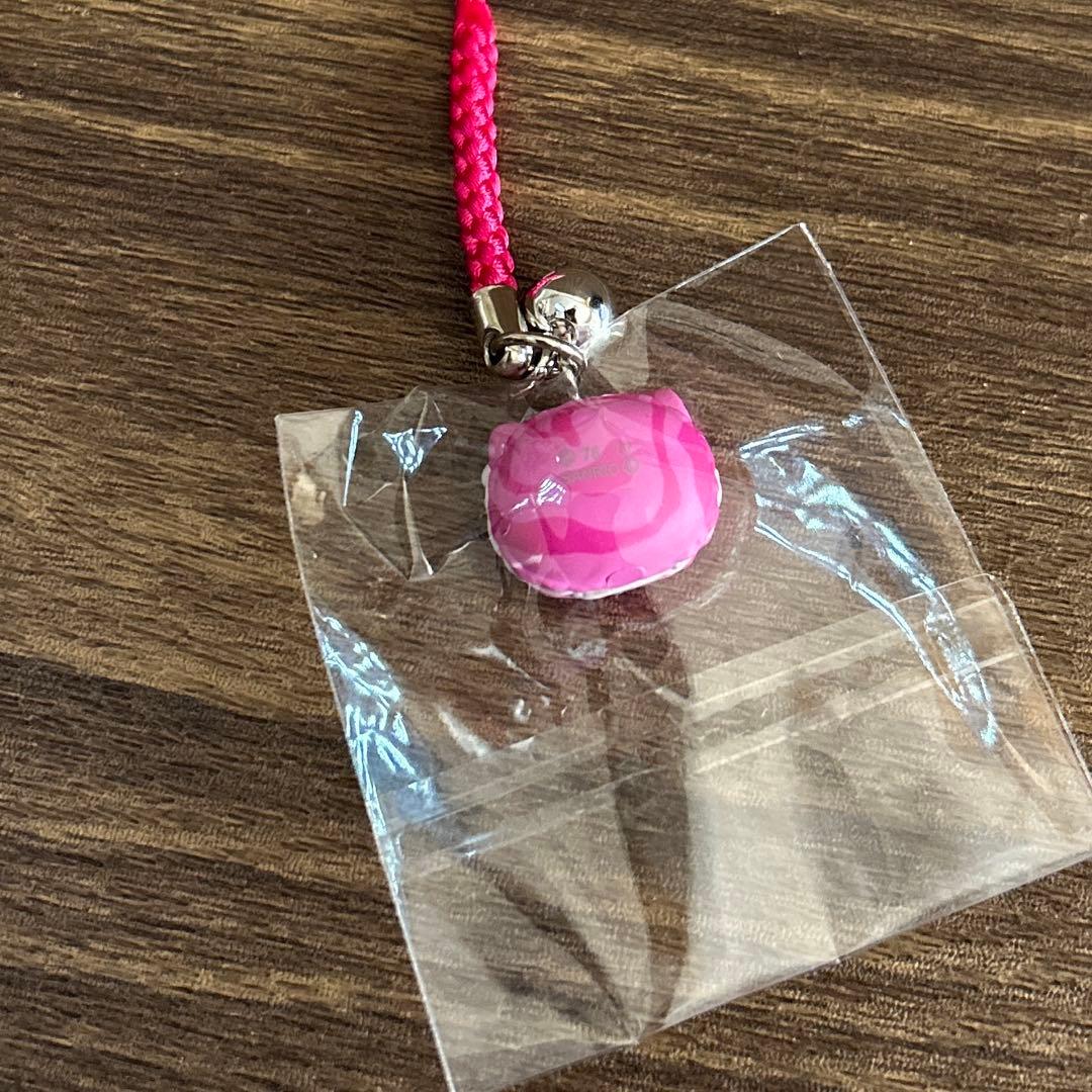 2010年　サンリオ　キティ　スイーツ　マカロン　レア　根付　ストラップ