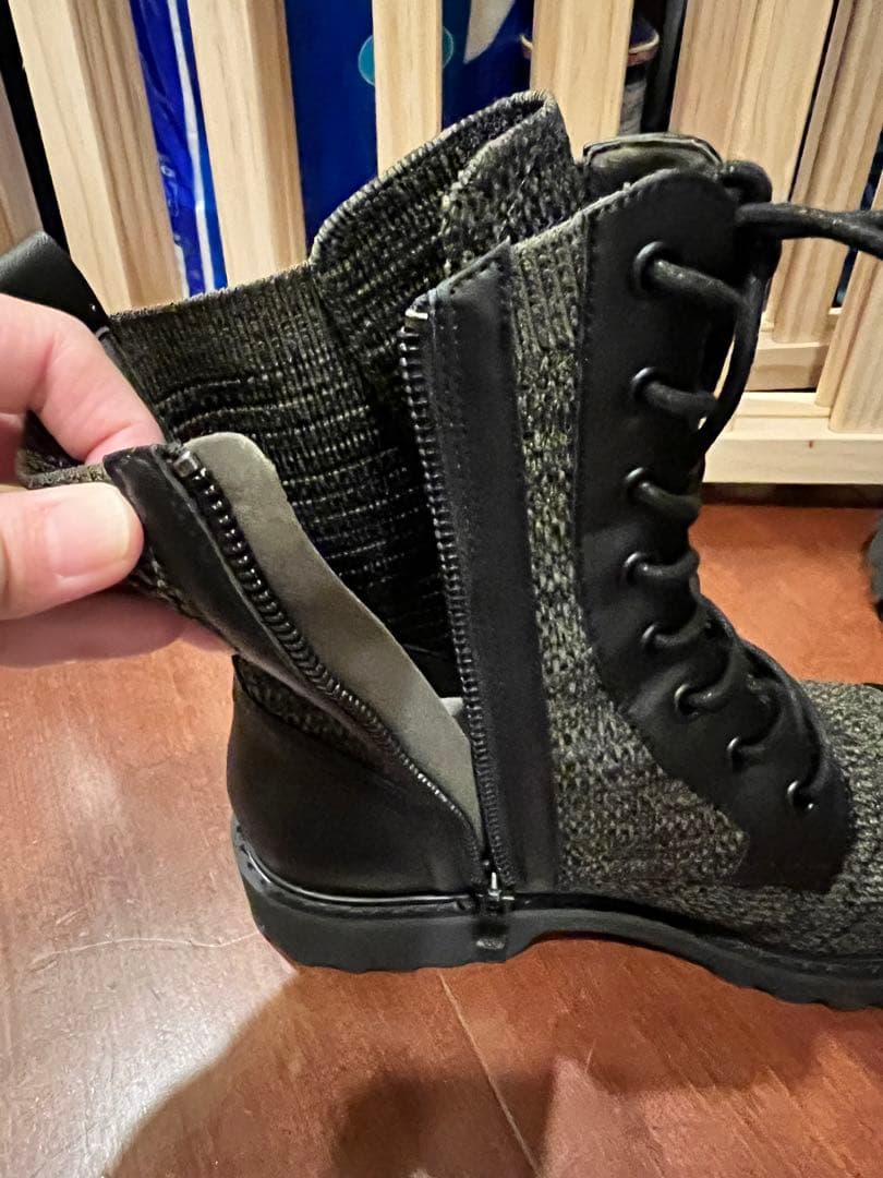 a*様 ビバイア 撥水加工 [Florence] ラウンドトゥラグソール アンク