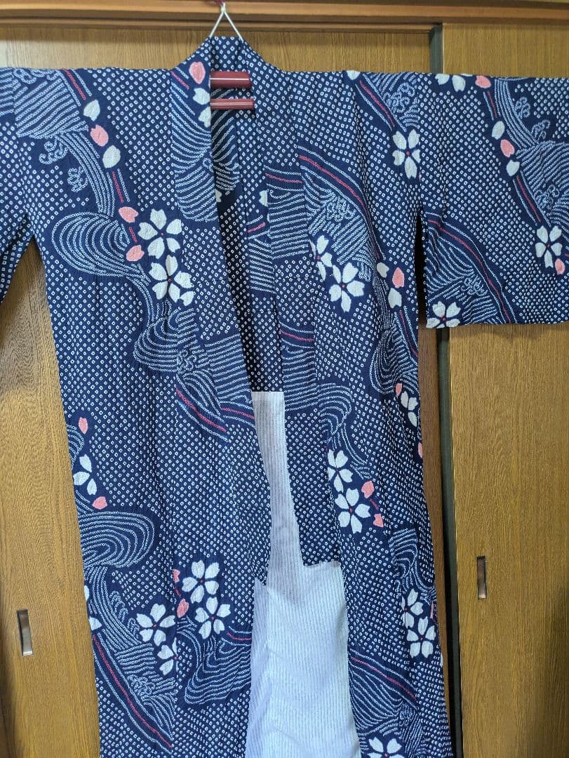 有松鳴海絞りの浴衣　紺色