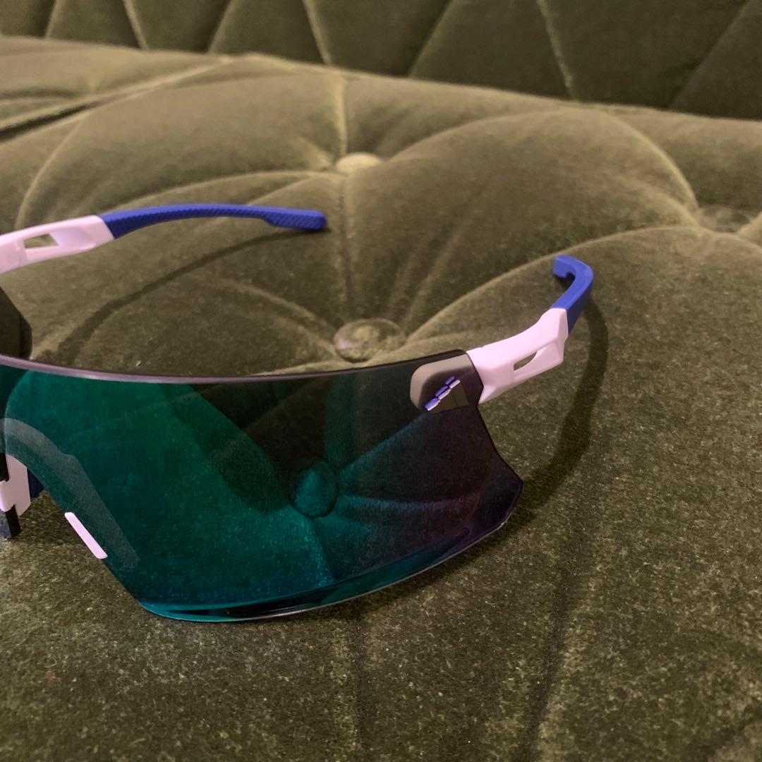 アディダス　箱根駅伝　青学　中央　スポーツサングラス