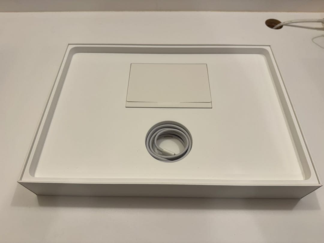 【箱付】MacBook Pro 15-inch (2016) 256GB