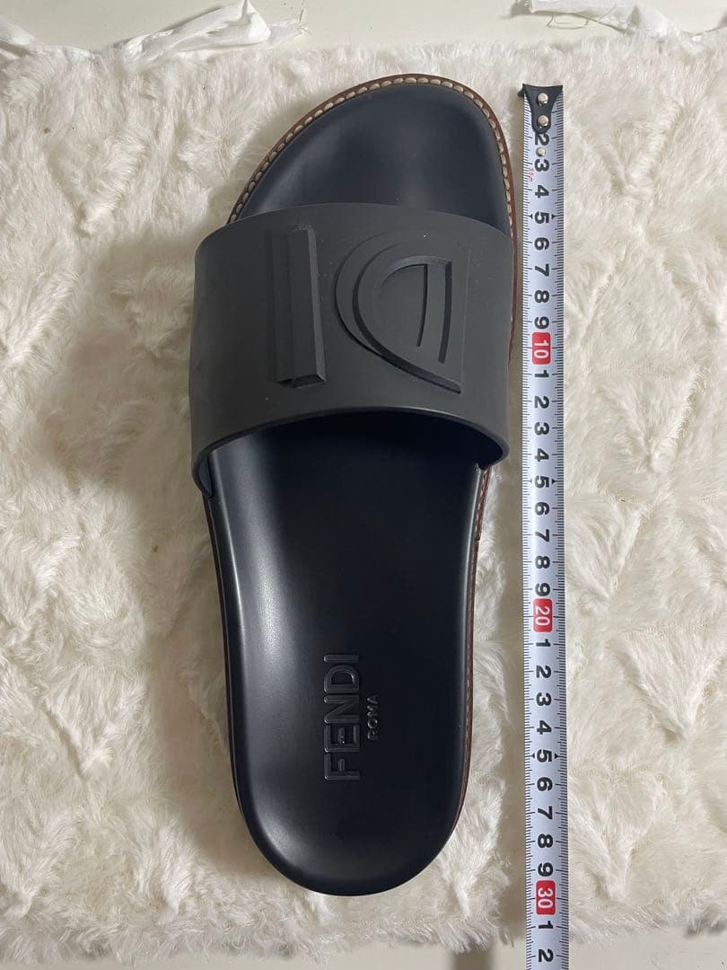FENDI　メンズサンダル
