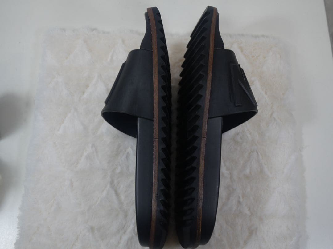 FENDI　メンズサンダル