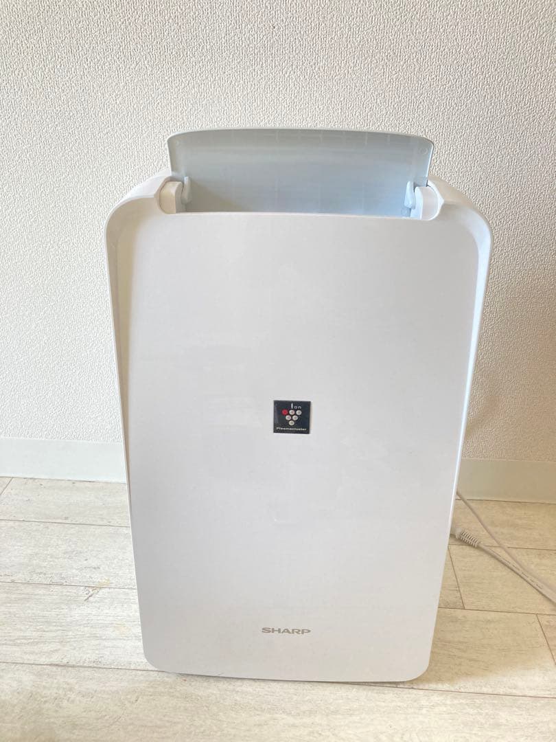 SHARP 除湿機 CV-J71-W 手渡し希望　美品