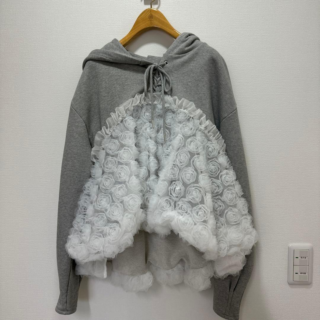 モモカ　POPPY TULLE DOCKING HOODIE（gray）