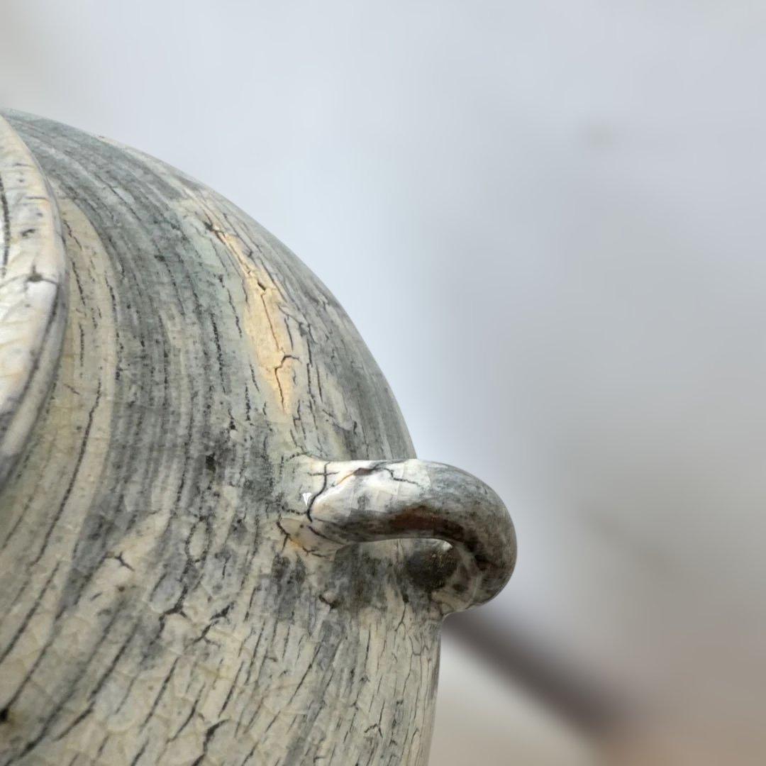 H*e様 韓国　古美術　灰色と黒の模様の陶芸の壺