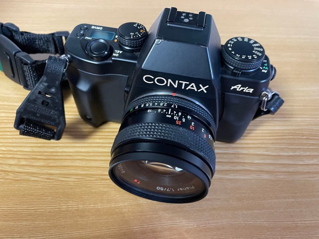 CONTAX Aria 一眼レフカメラ レンズ付き