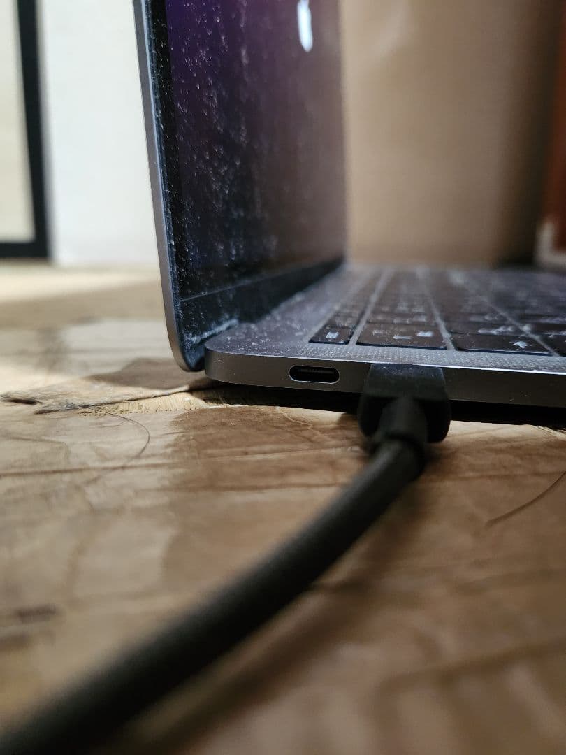 週*。様 【ジャンク品】MacBook Pro 13インチ 2017年モデル A